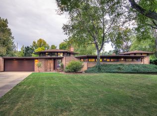 3310 Meadow Croft Ct, Brookfield, WI 53045