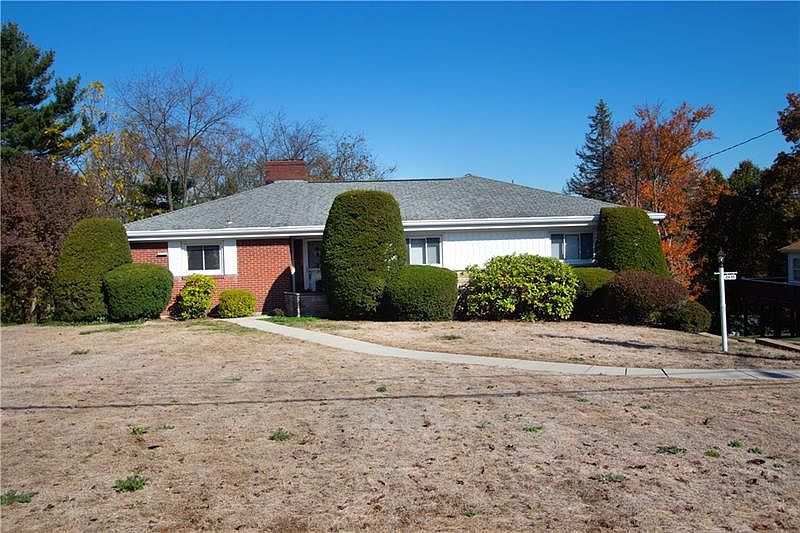 1st image of 2436 Broadlawn Dr