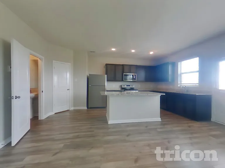 227 Drifter Dr — Photo 4