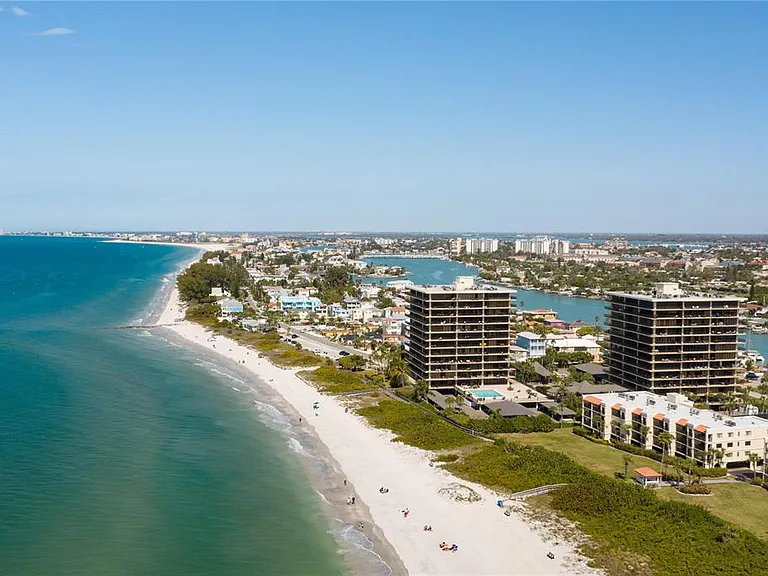 7650 Bayshore Dr #401 — Photo 47