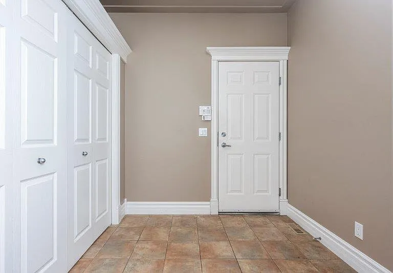 61 Simcrest Grv SW — Photo 4