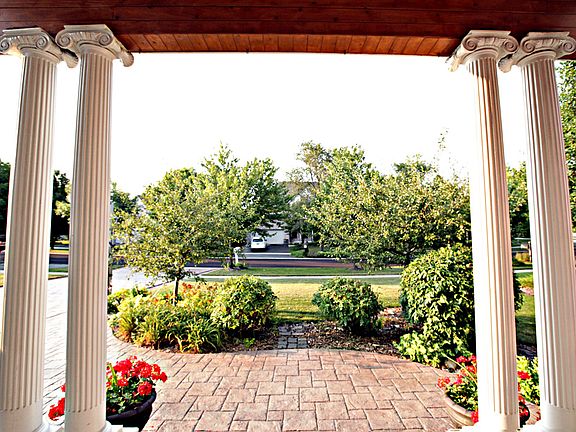 Porch & Driveway
