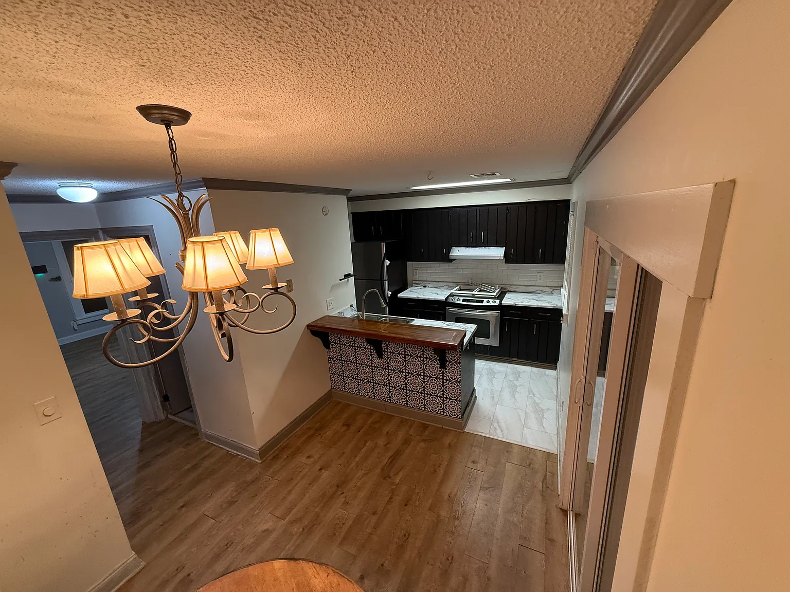 2 bed, 2.5 bath, 1116 sqft, $1,500 — Photo 3