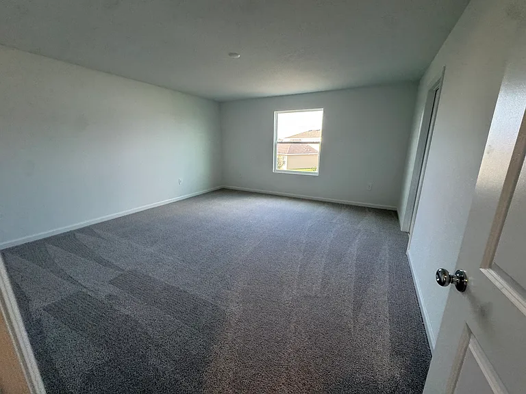 1516 Loxley Trl — Photo 8