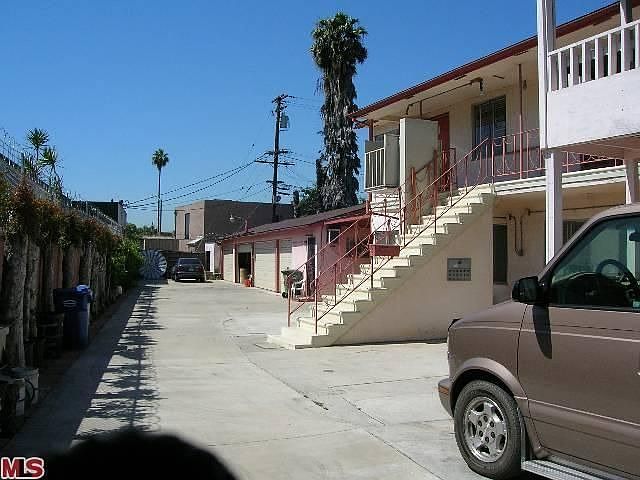 2nd image of 3598 Los Flores Blvd APT 1
