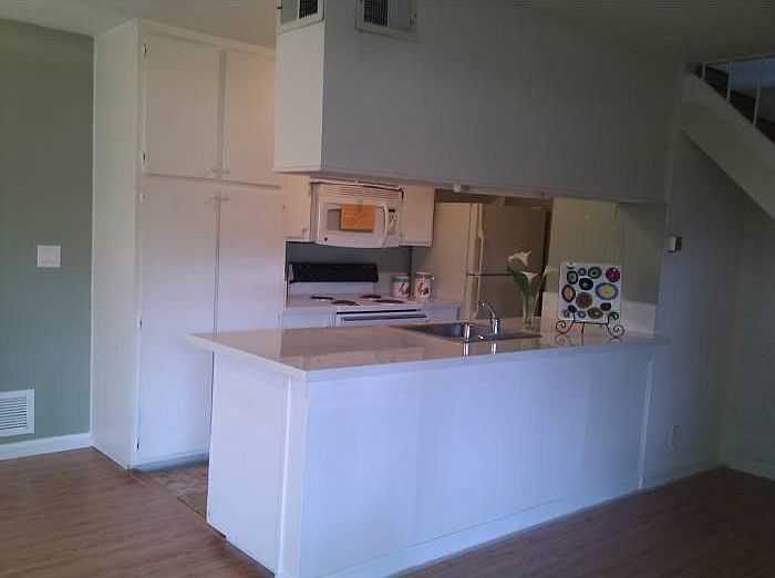 1st image of 846 Gilchrist Walkway