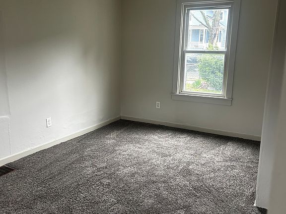 5th image of 55 Straight Ave SW #55