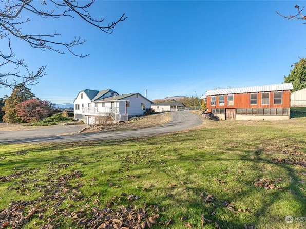 3731 NW Cascade Avenue, East Wenatchee, WA 98802
