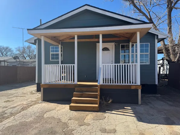 911 N Date St, Plainview, TX 79072