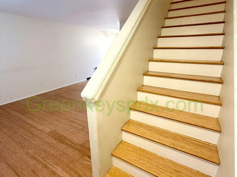 7137 SE Steele St — Photo 10