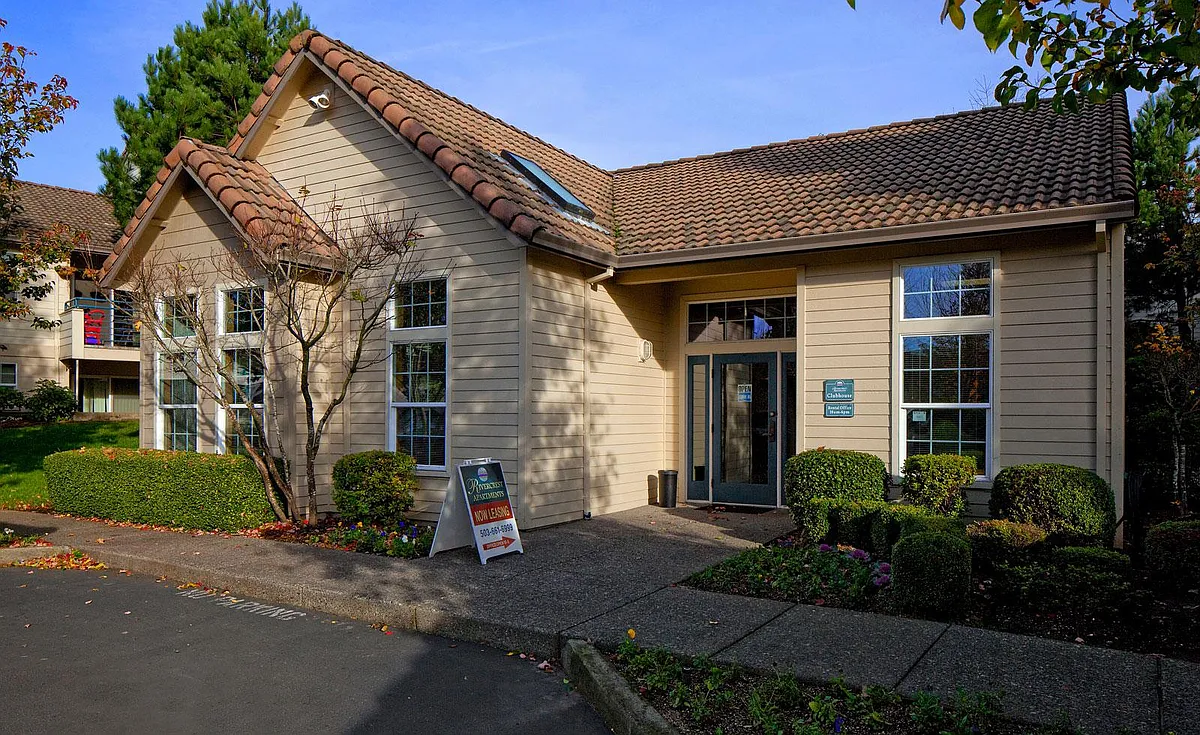 Building Photo - Rivercrest