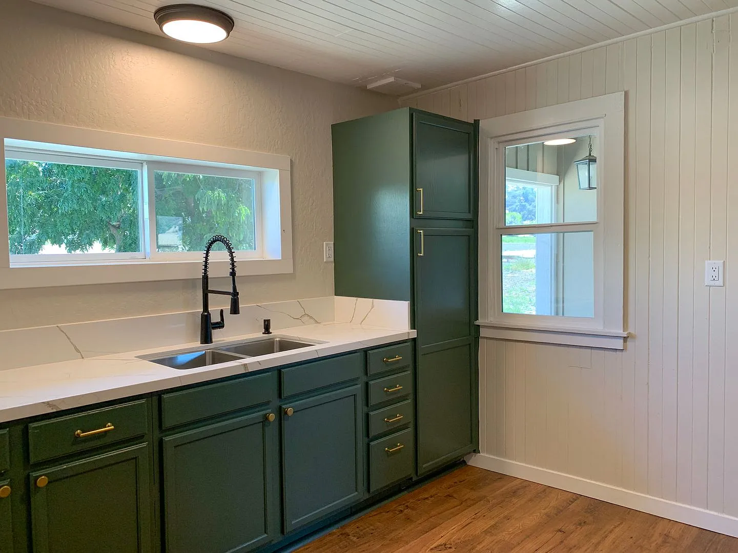1 Bed/1Bath Home in the Country — Photo 4