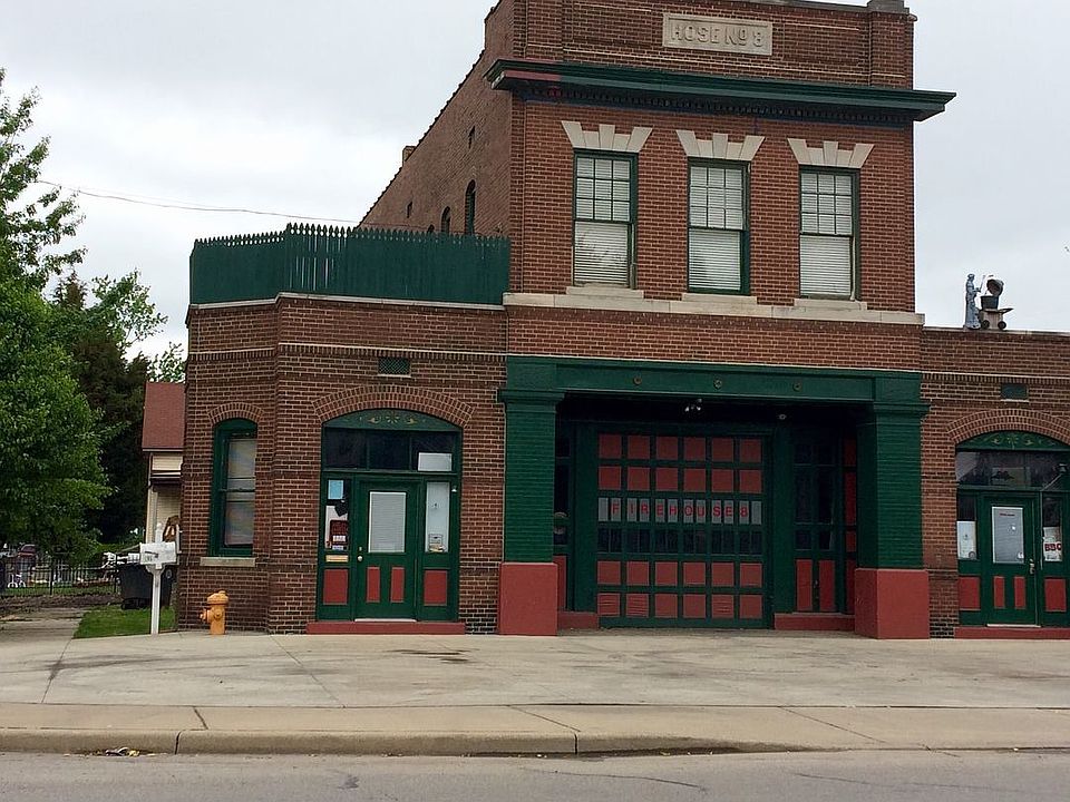 1st image of 931 W Columbia St