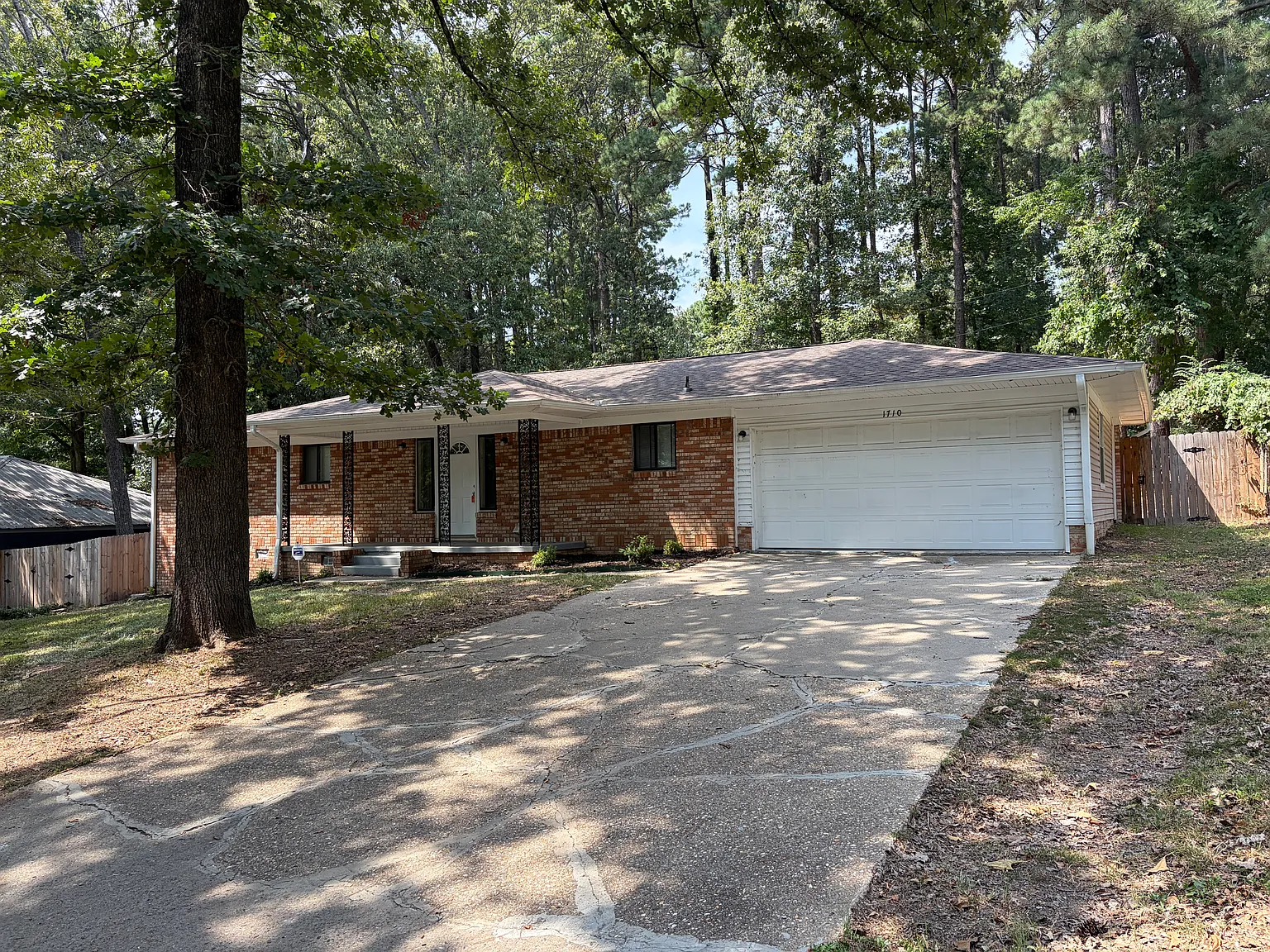 1710 Cedarhurst Dr. Benton AR 72015 — Photo 3