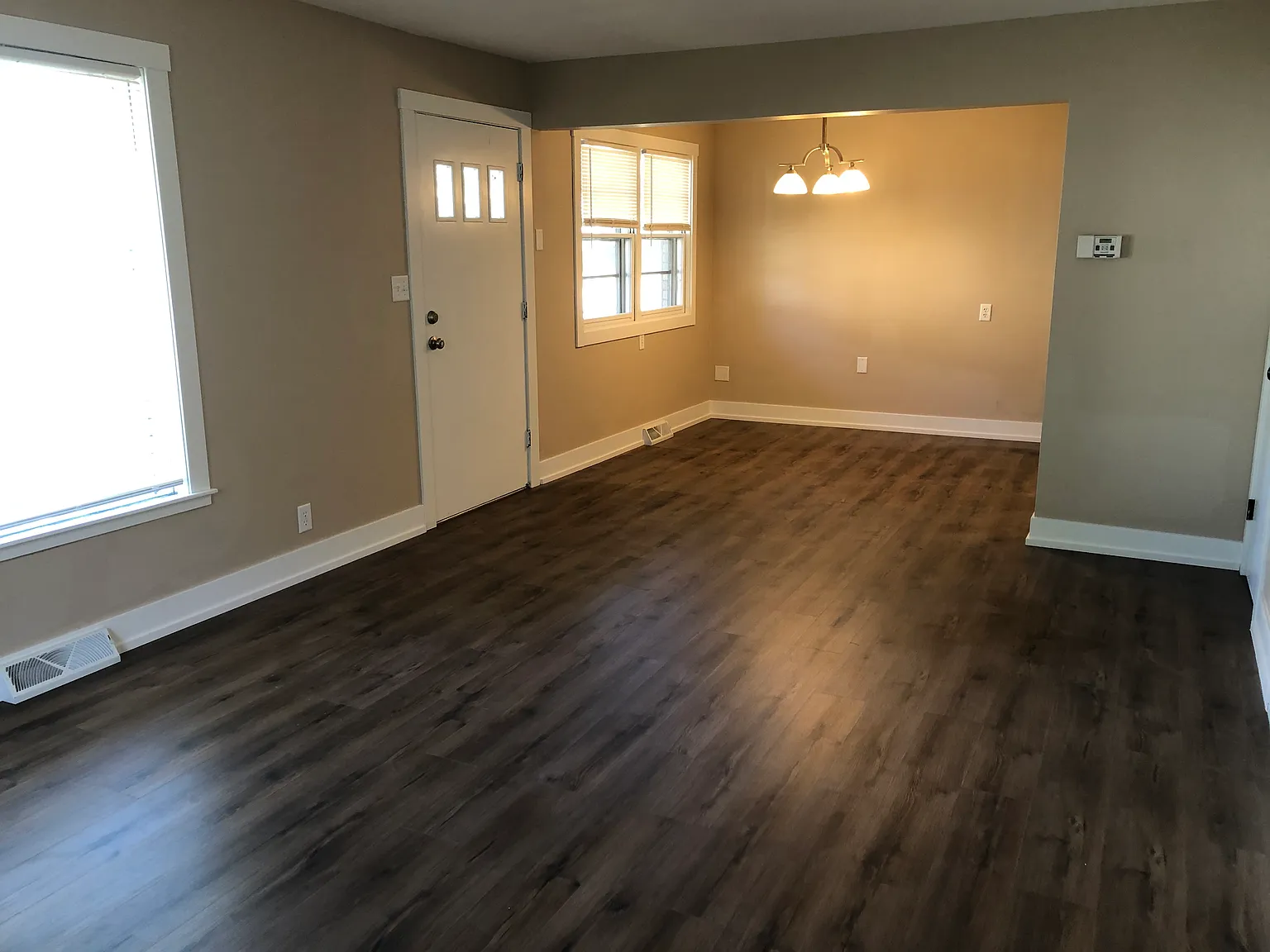 2 bed, 950 sqft, $1,500 — Photo 3