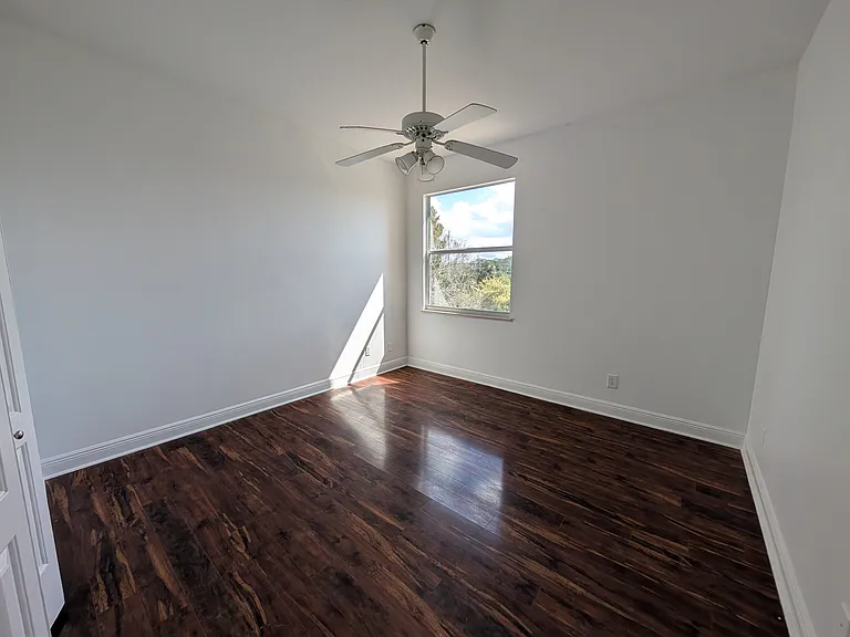 7436 Islander Ln — Photo 13