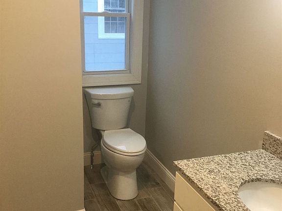 Bathroom 2nd floor
