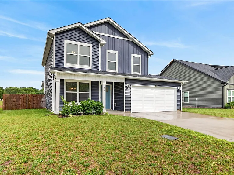 513 Herman Dr — Photo 3