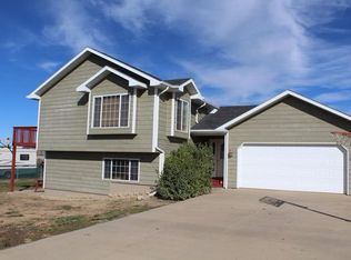 14784 Moonlight Dr, Rapid City, SD 57703