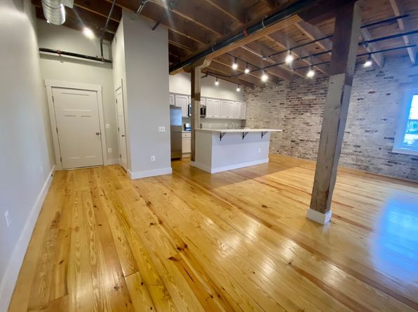 401 Princess Anne St #303