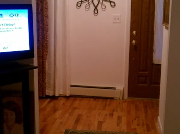 2010 Oliver St, Rahway, NJ 07065
