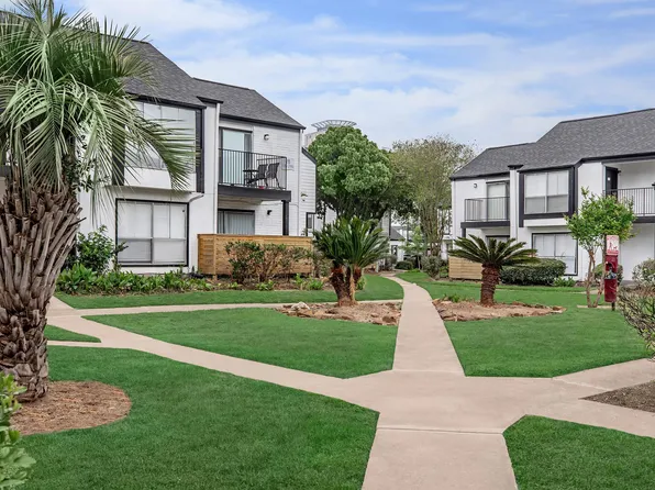 Bayou Park Apartments