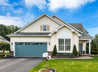 67 Eagle Ridge Cir, Lakewood, NJ 08701