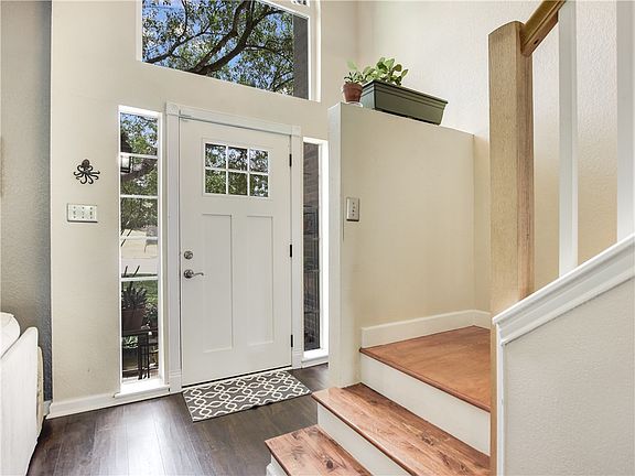 2nd image of 8614 Piney Creek Bnd