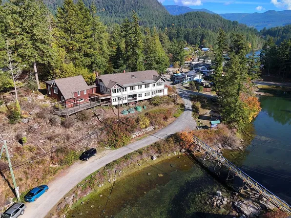 4339 Garden Bay Rd, Sunshine Coast, BC V0N 1S1