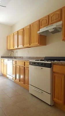 Rented by Urban Realty NYC | media 23