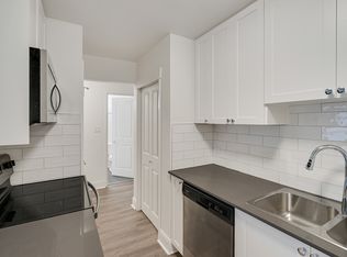 1224 Balmoral Rd #963705, Victoria, BC V8T1B3