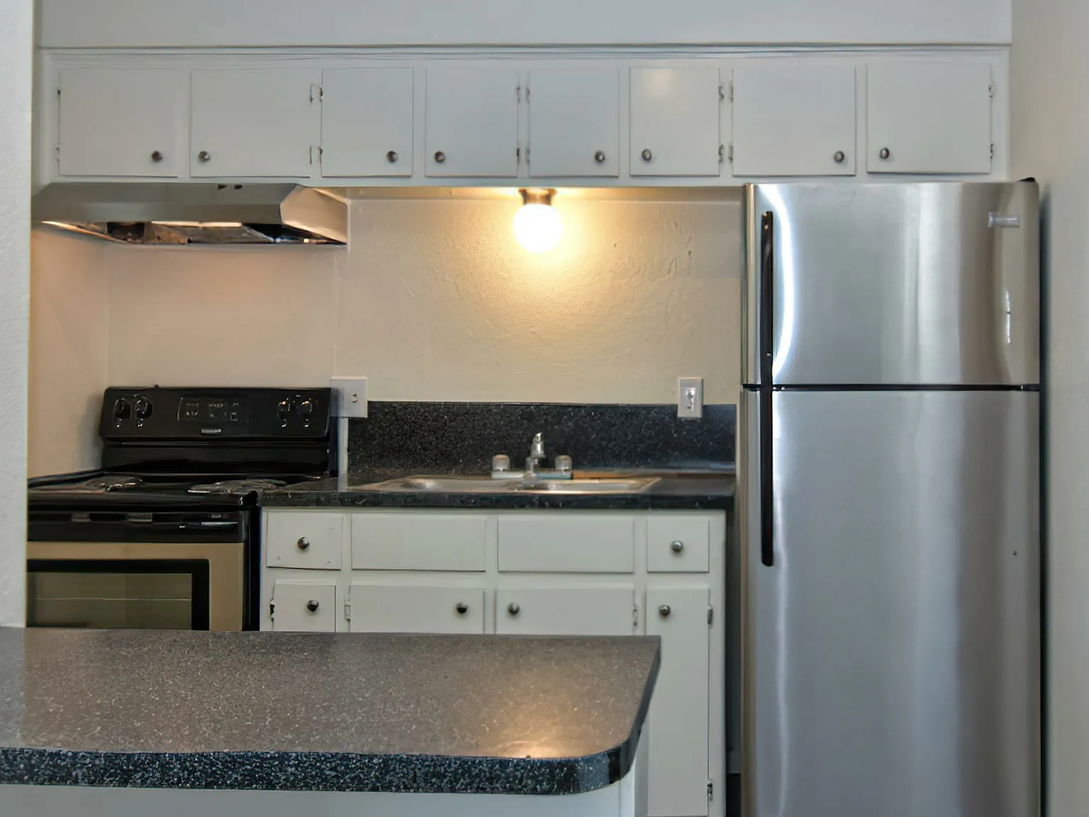 Flats At The Cameron — Photo 3
