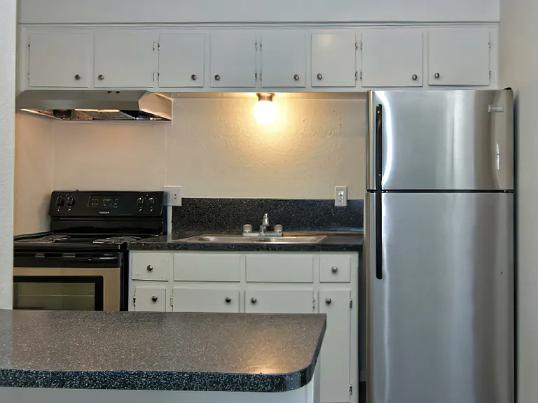 Flats At The Cameron — Photo 3