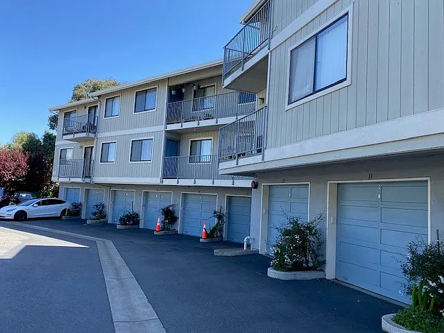 362 Alida Way — Photo 13