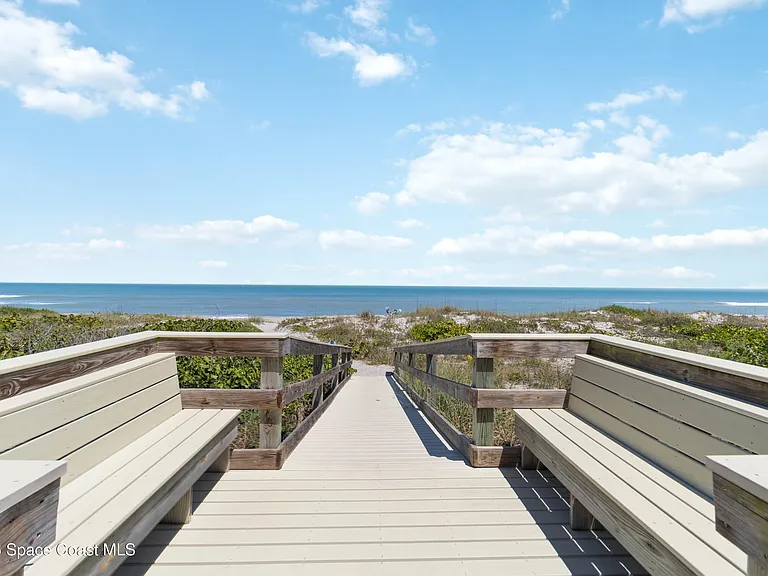 1201 S Shannon Ave — Photo 46