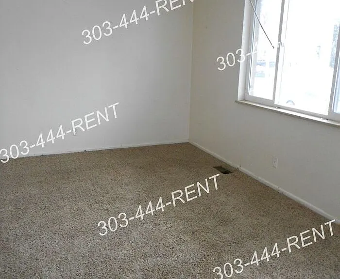 5518 Salem St — Photo 2