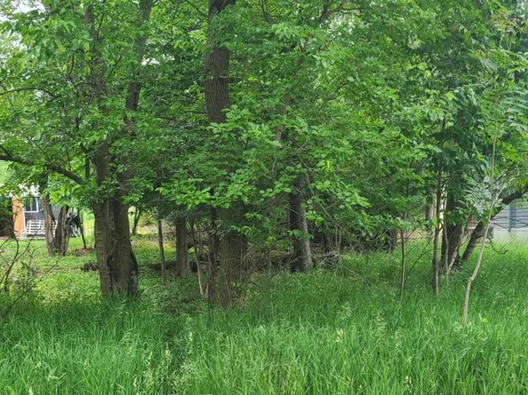 29/225 Woodhaven Dr E, Sublette, IL 61367