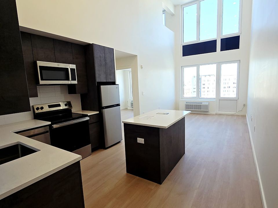 1st image of 219 Culver Ave #2A