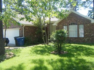 235 Hartford Dr, Conroe, TX 77303