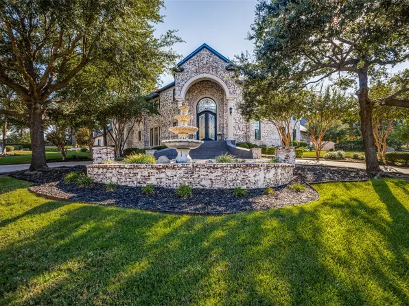 5214 Lake Forest Dr, Rowlett, TX 75088