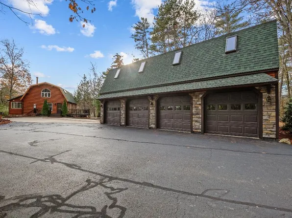 86 Smith Point Road, Alton, NH 03810