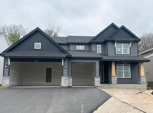 2660 Aspen Dr, Shakopee, MN 55379