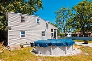 3rd image of 12 Haslam St