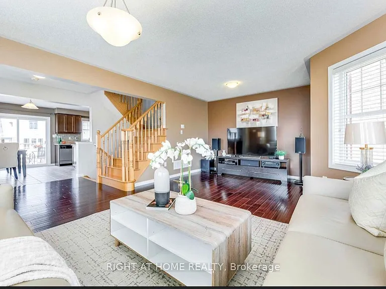 638 Holly Ave — Photo 6