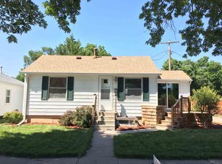 512 E 28th St, Kearney, NE 68847