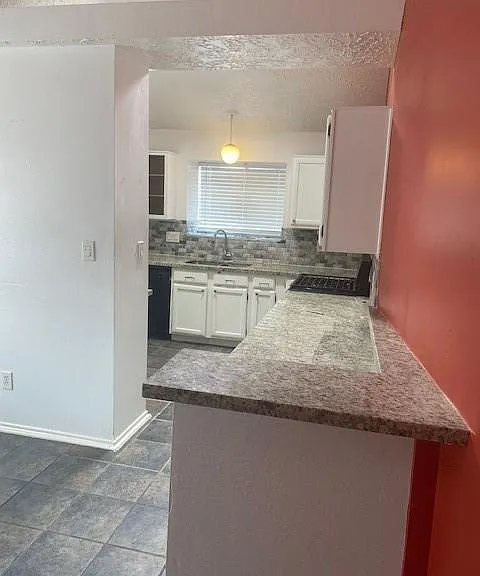 8511 1/2 Opalwood Ct — Photo 6