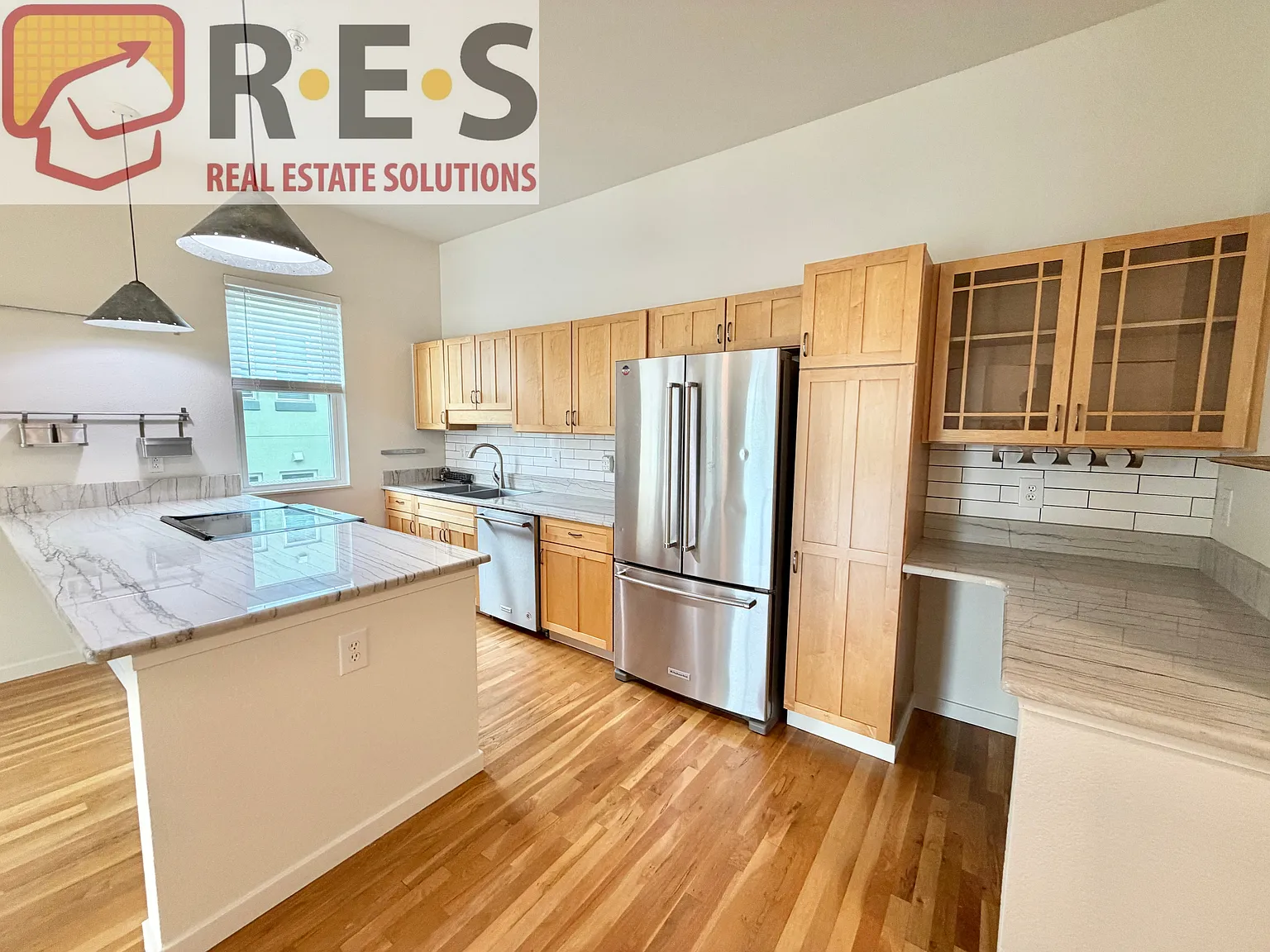1 bed, 866 sqft, $2,150 — Photo 3