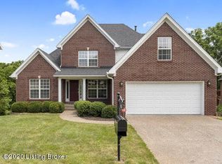 10107 Springhurst Gardens Cir, Louisville, KY 40241