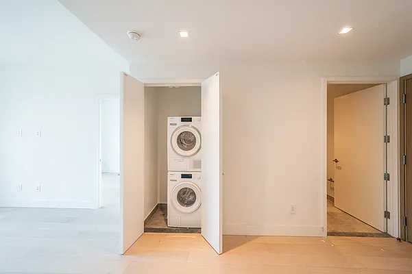 Rented by Keller Williams NYC | media 7