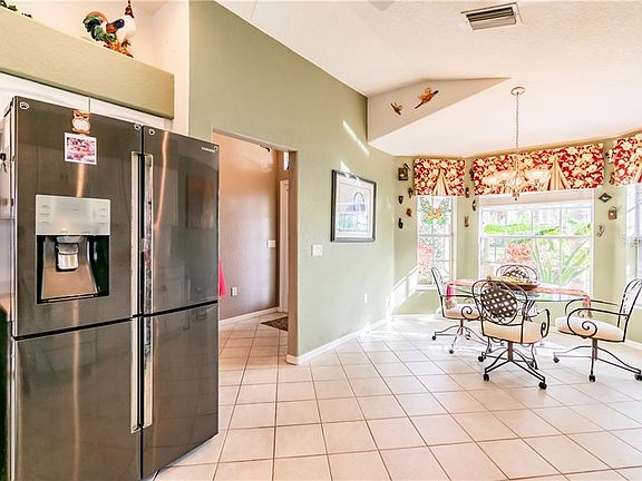 5th image of 11333 Hollander Ave